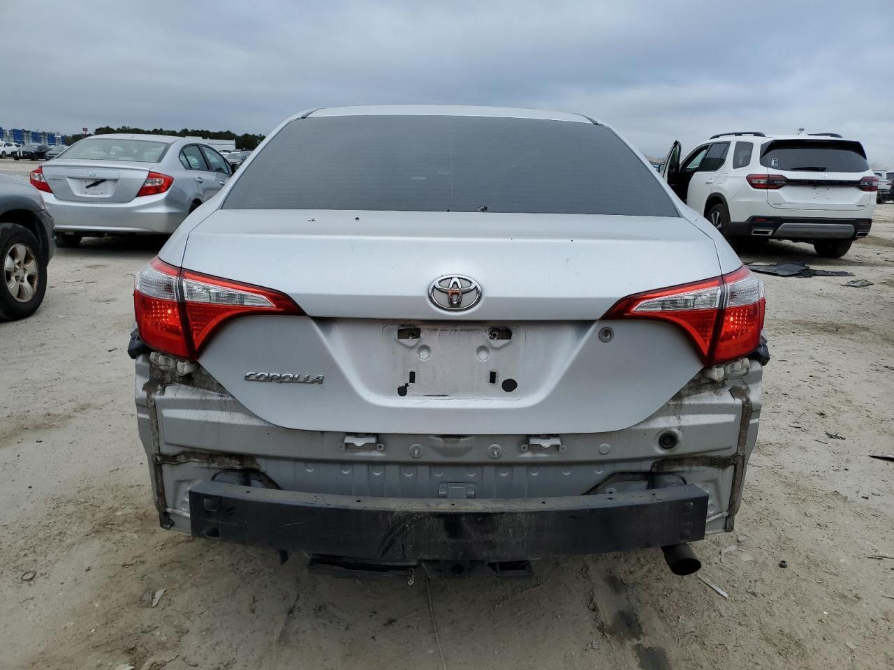2014 TOYOTA COROLLA L - Фото 6