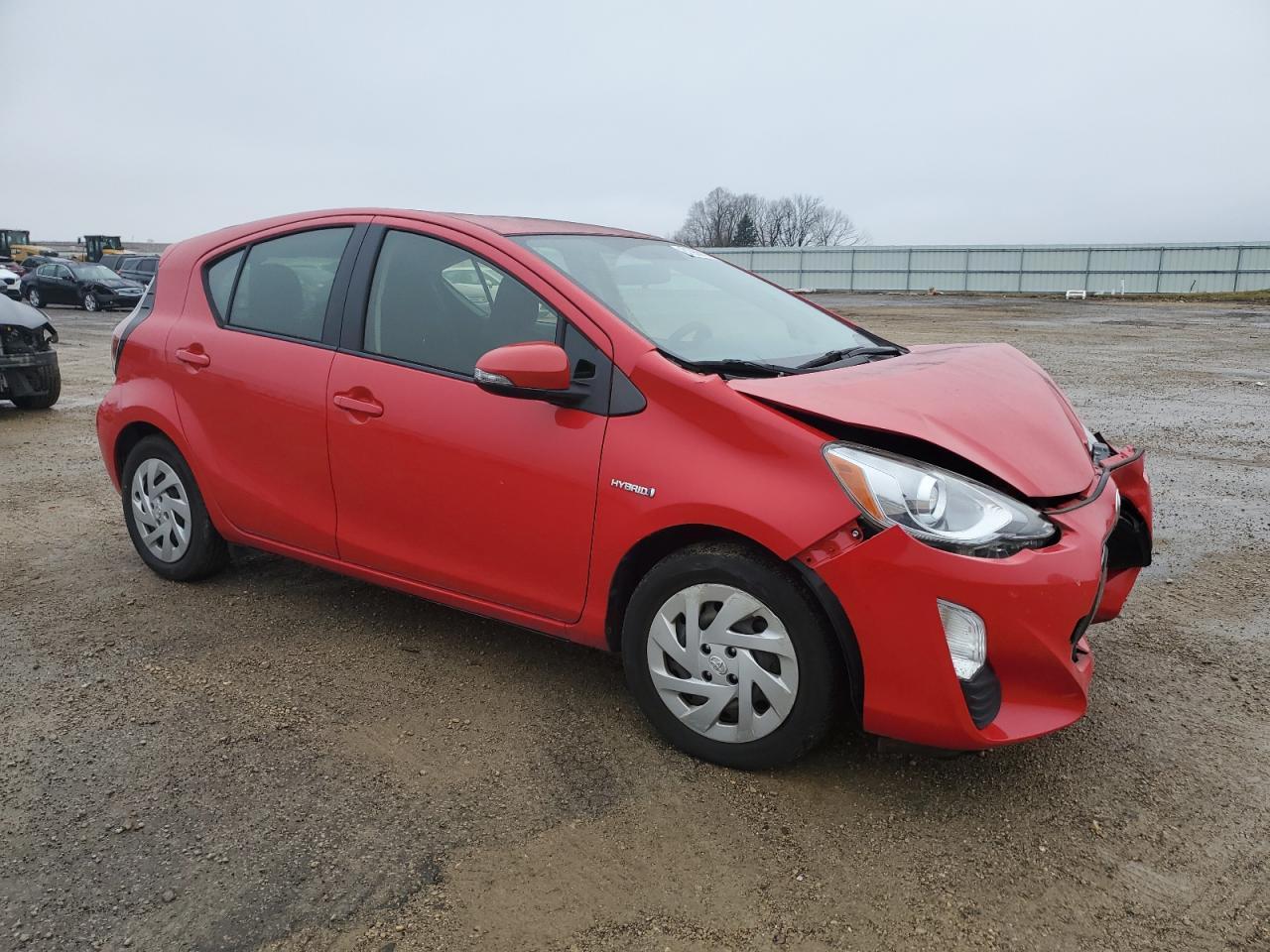 2016 TOYOTA PRIUS C - Image 4