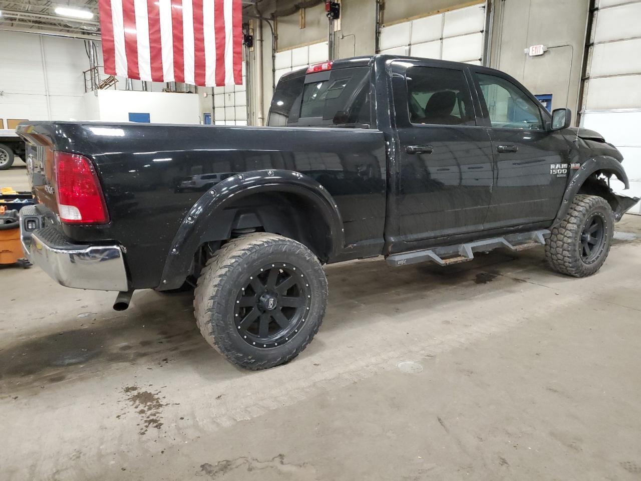 2019 RAM 1500 CLASS - Image 3
