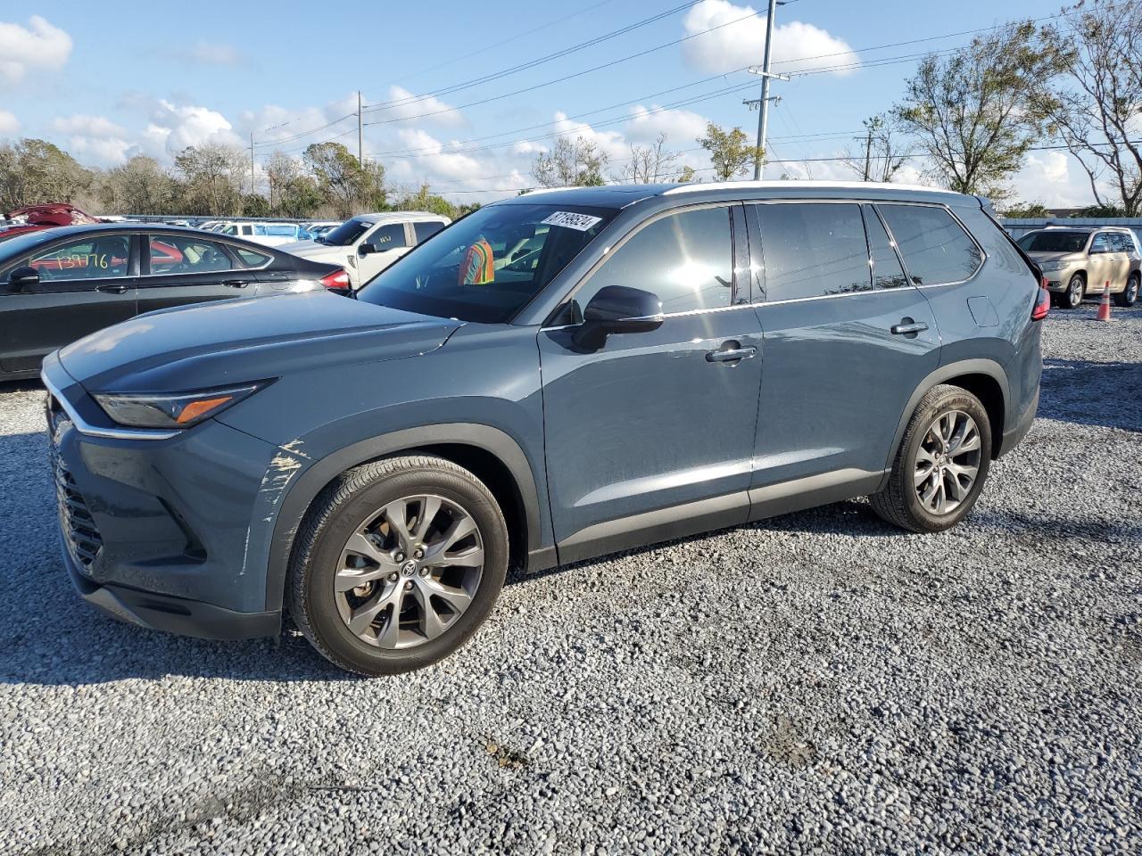 2024 TOYOTA GRAND HIGH