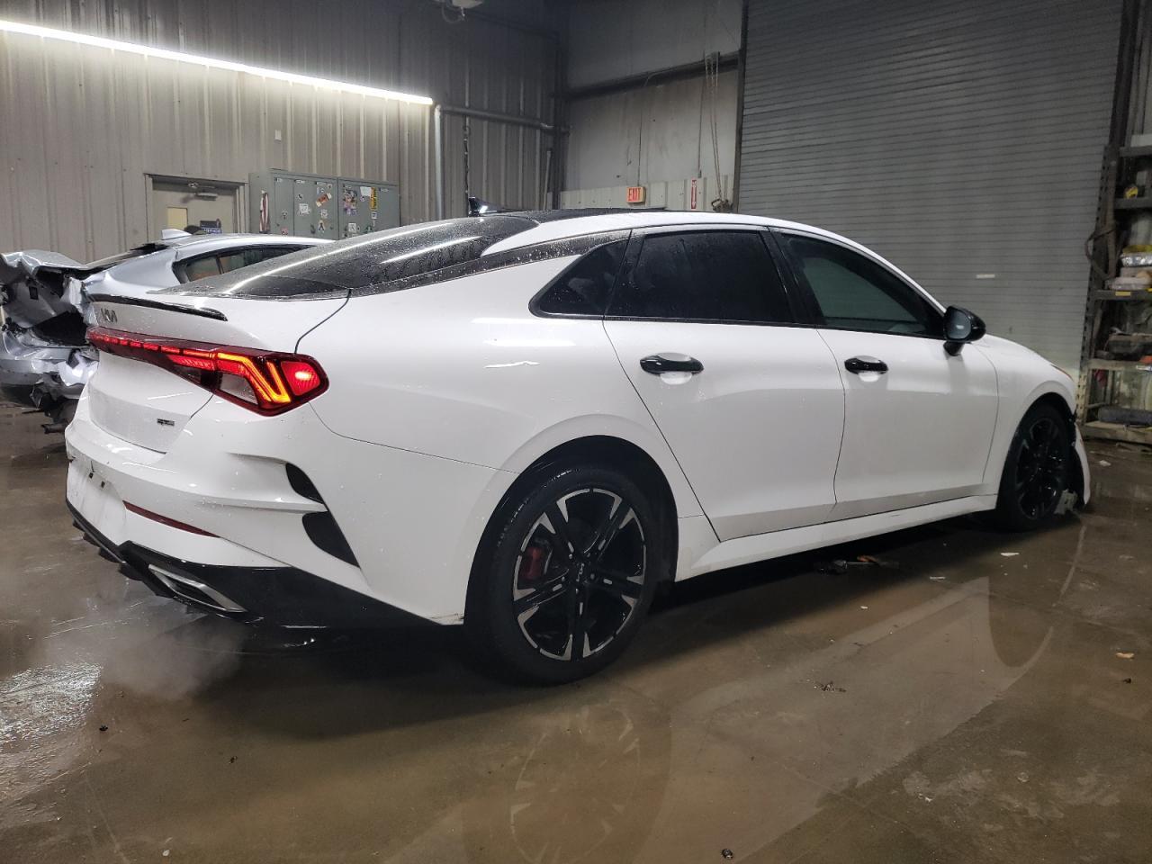 2023 KIA K5 GT LINE - Фото 3