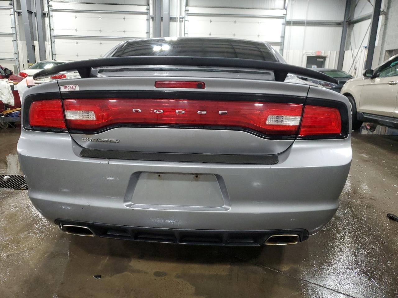 2014 DODGE CHARGER SE - Фото 6