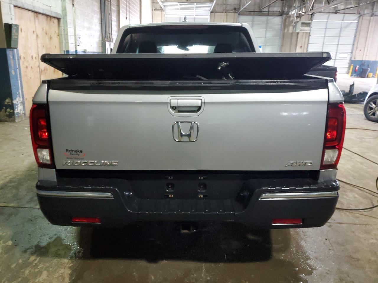 2017 HONDA RIDGELINE - Image 6