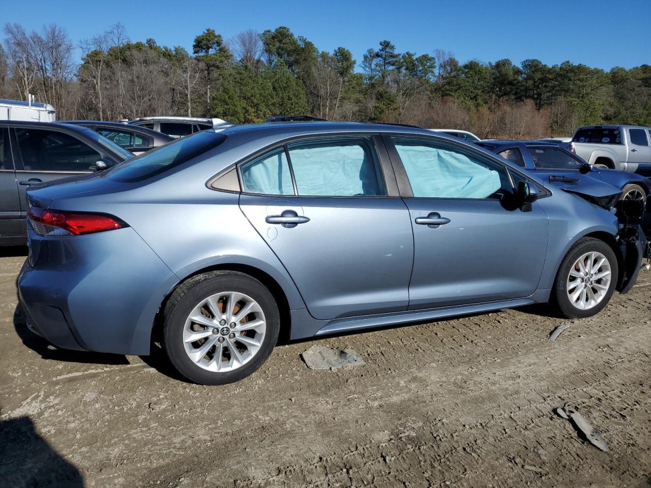 2020 TOYOTA COROLLA LE - Фото 3