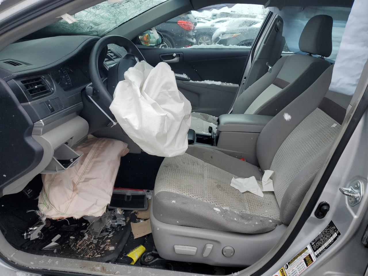2013 TOYOTA CAMRY L - Image 7