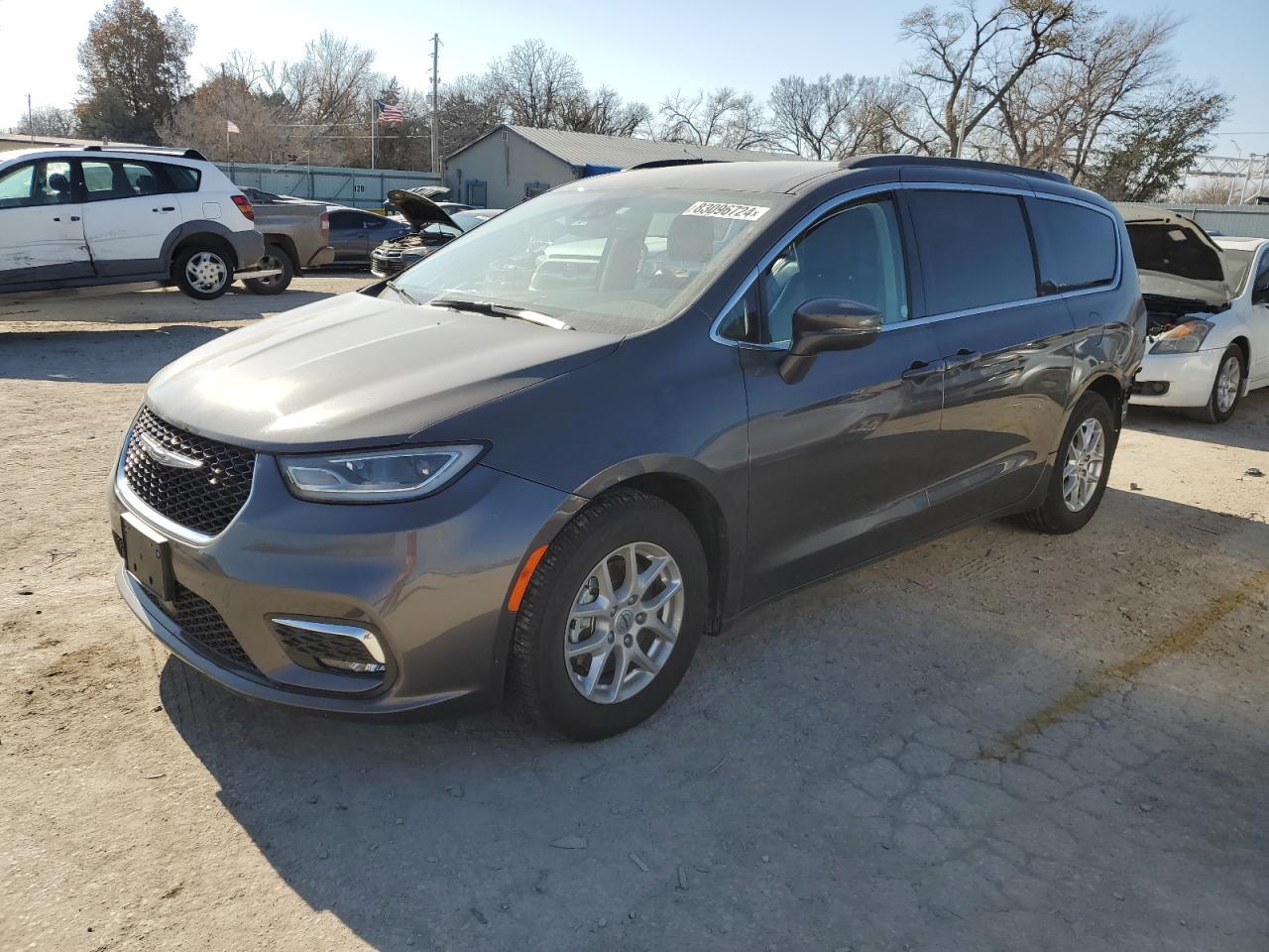 2022 CHRYSLER PACIFICA T