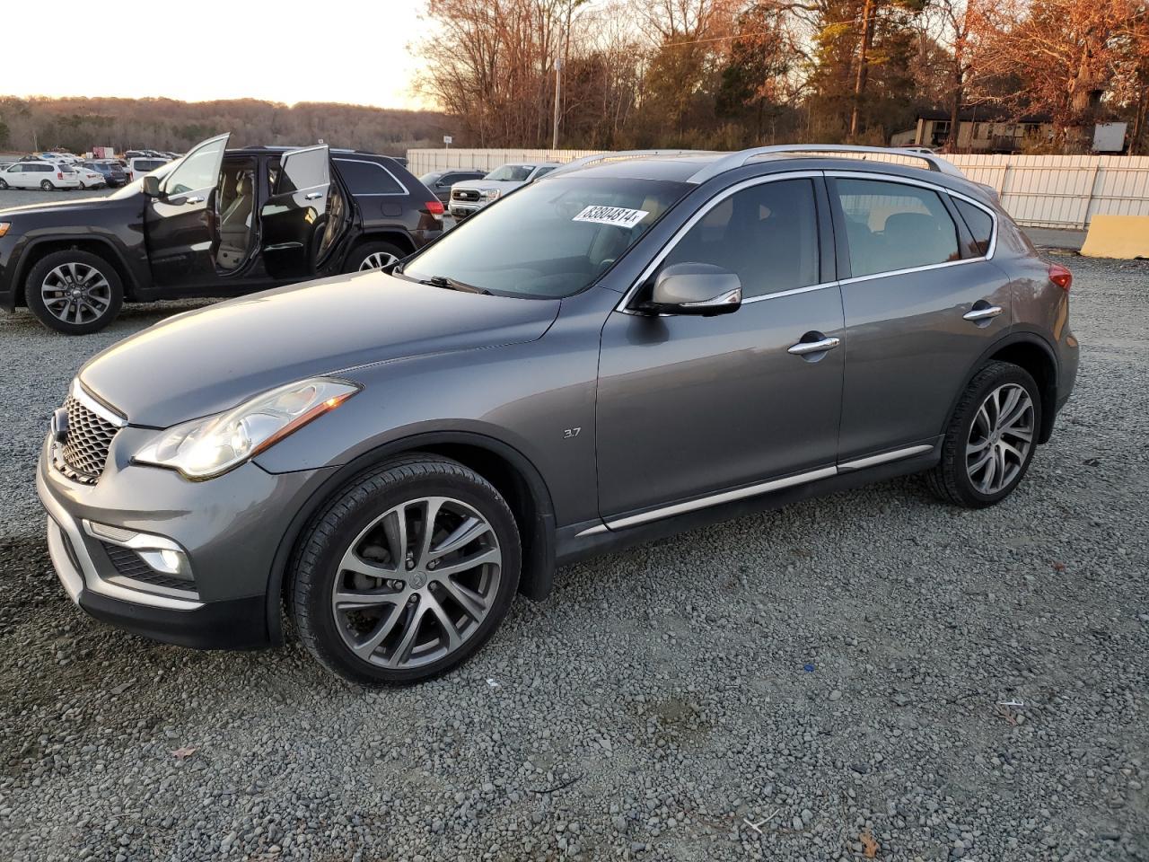 2016 INFINITI QX50