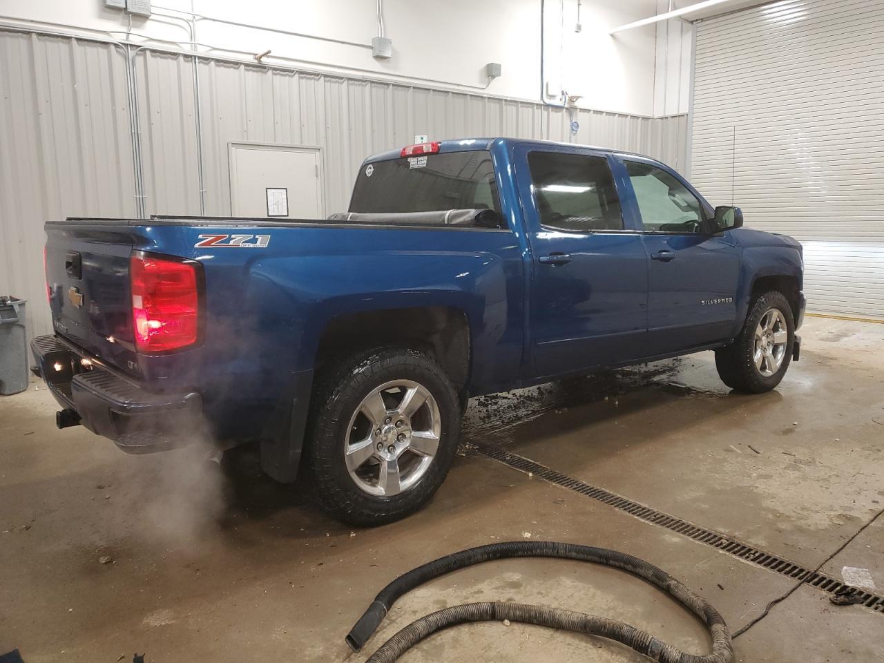 2017 CHEVROLET SILVERADO - Image 3
