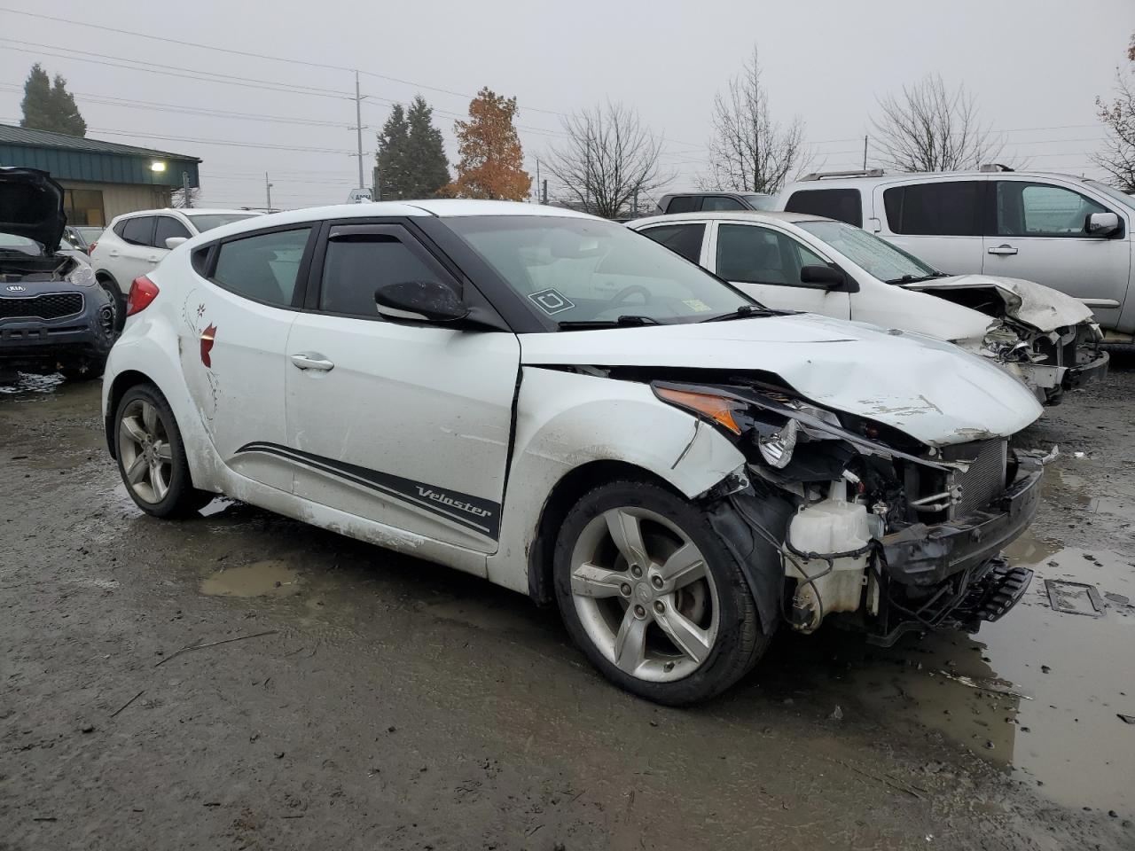 2013 HYUNDAI VELOSTER - Фото 4