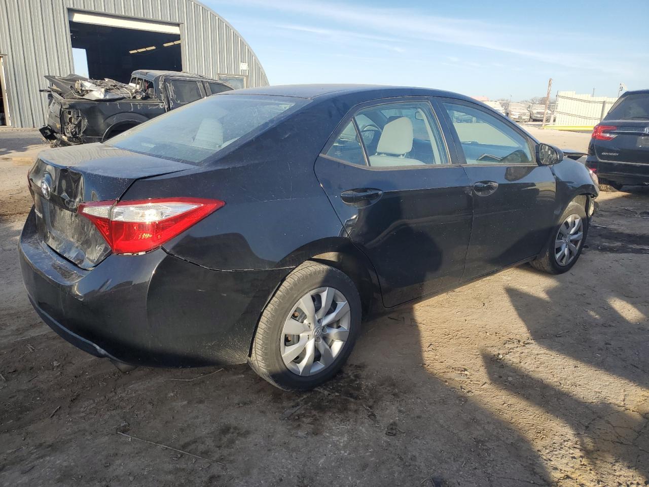 2015 TOYOTA COROLLA L - Фото 3