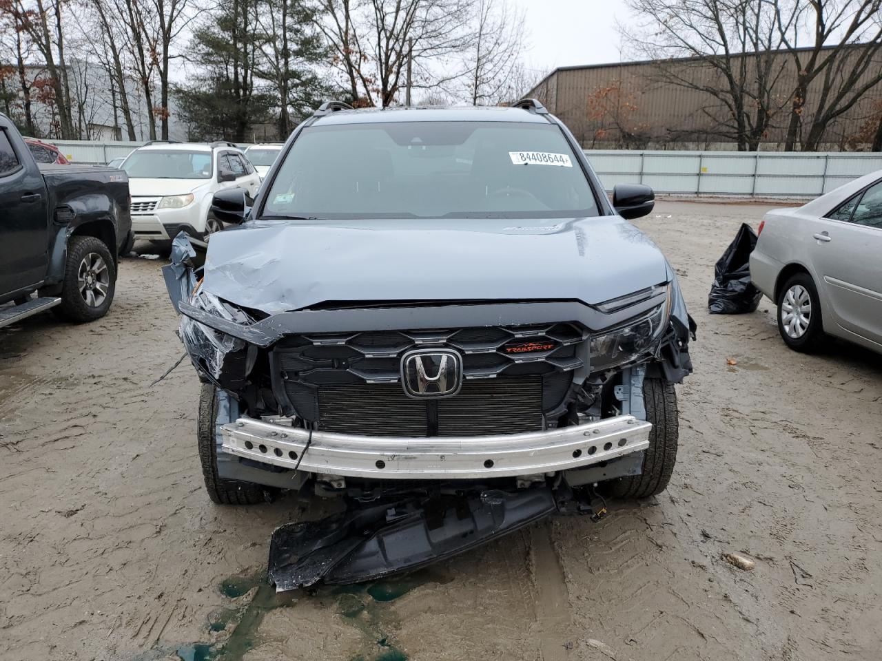 2023 HONDA PASSPORT T - Фото 5