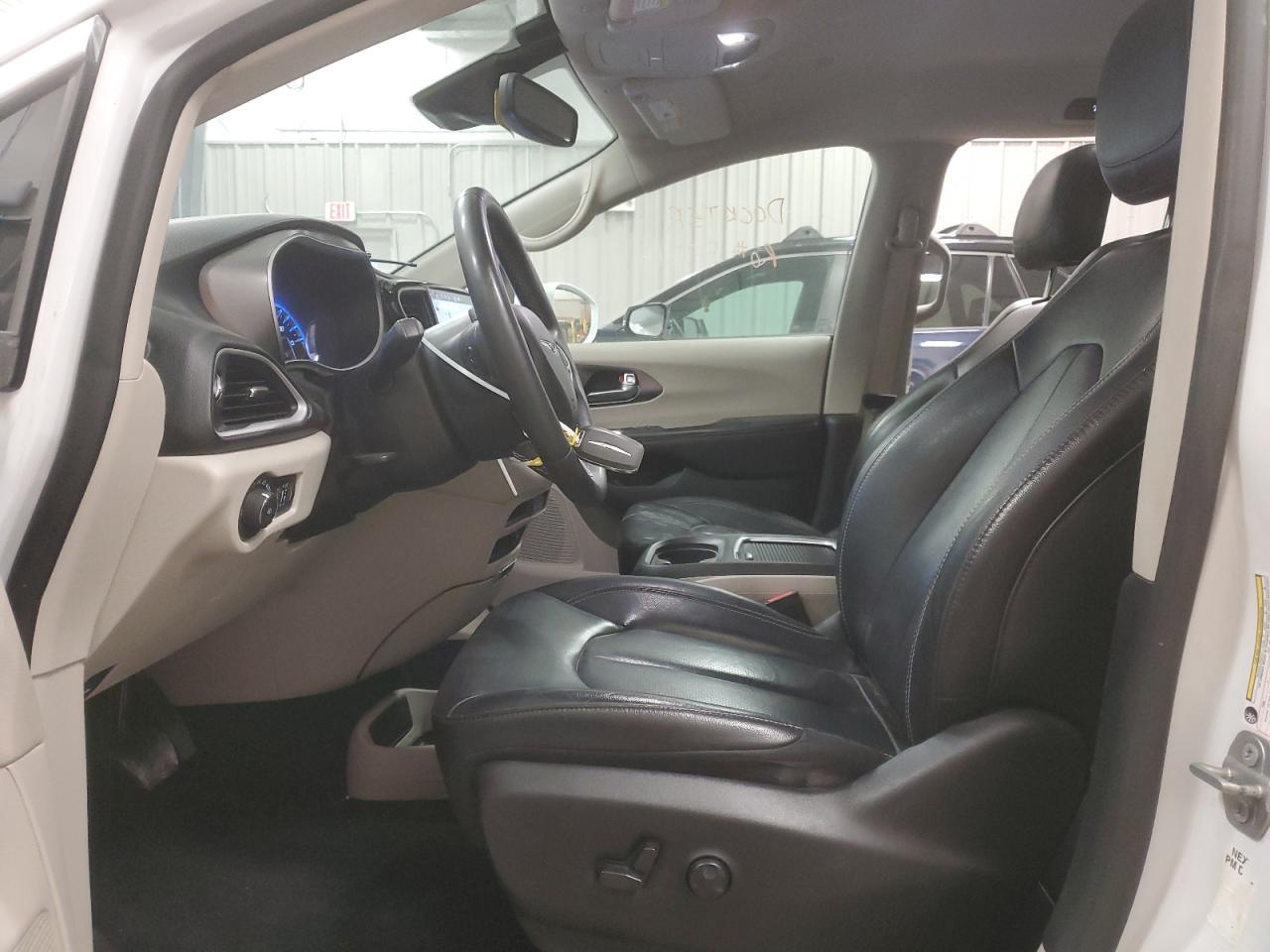 2022 CHRYSLER PACIFICA T - Image 7