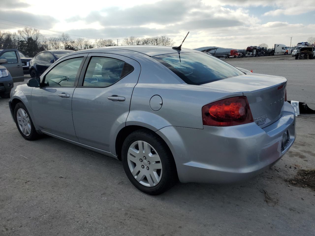 2014 DODGE AVENGER SE - Image 2