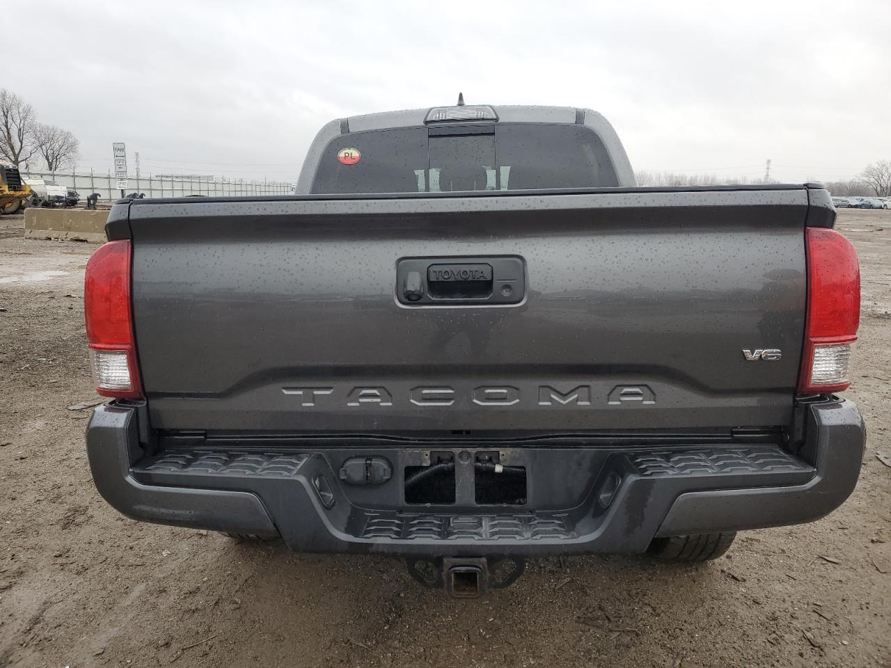2017 TOYOTA TACOMA DOU - Фото 6