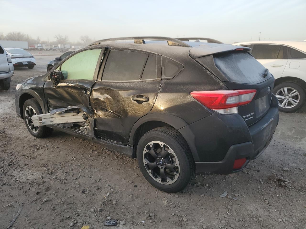 2021 SUBARU CROSSTREK - Фото 2
