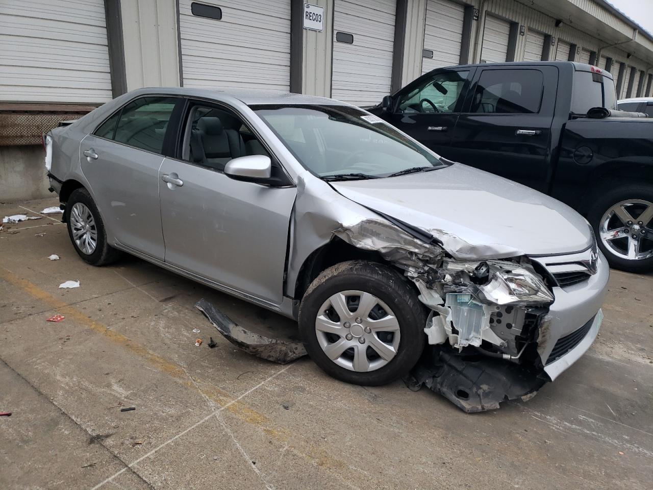 2013 TOYOTA CAMRY L - Image 4