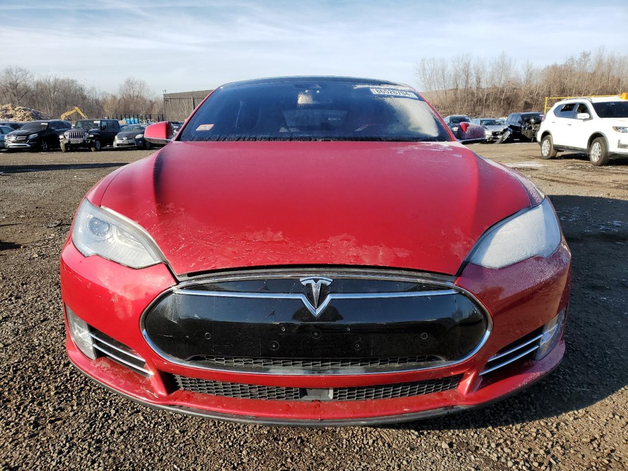 2015 TESLA MODEL S 85 - Image 5