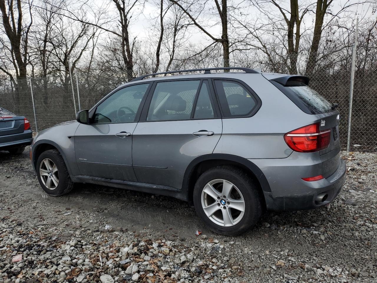 2013 BMW X5 XDRIVE3 - Image 2