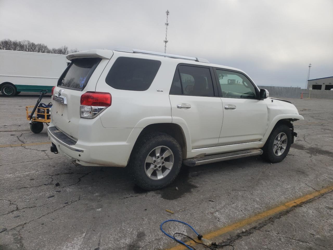 2011 TOYOTA 4RUNNER SR - Image 3