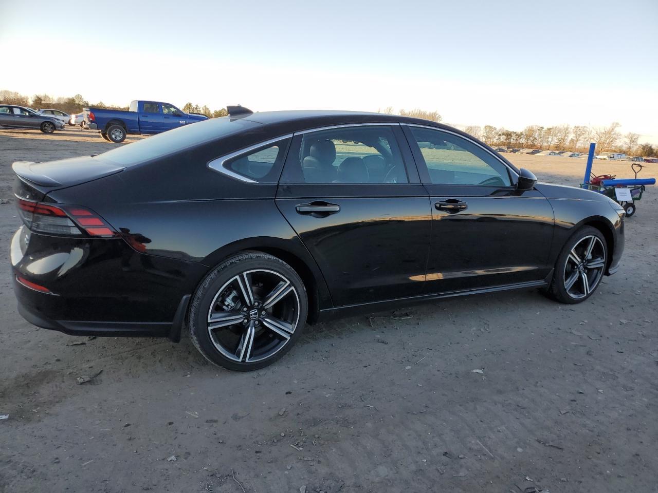 2024 HONDA ACCORD HYB - Image 3