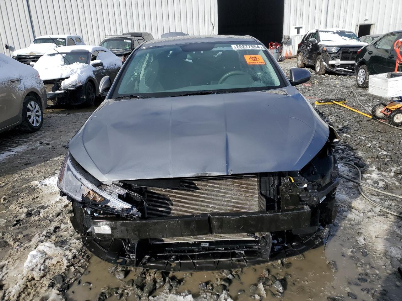 2019 HYUNDAI ELANTRA SE - Фото 5