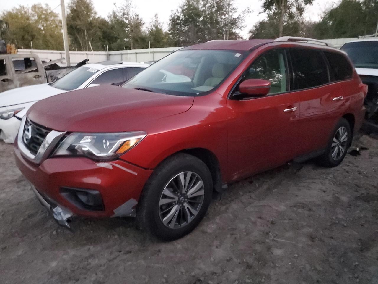 2017 NISSAN PATHFINDER