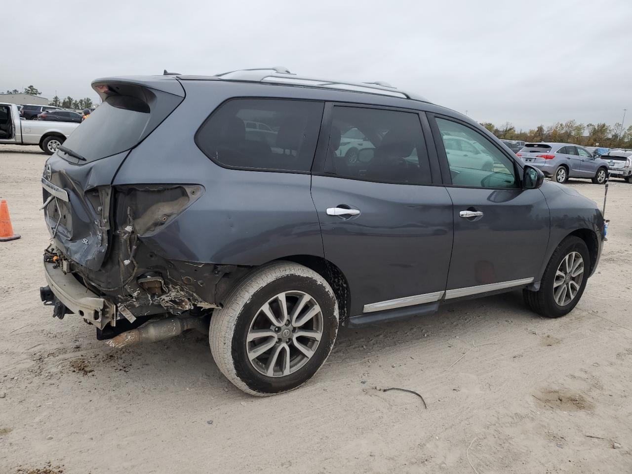 2013 NISSAN PATHFINDER - Image 3