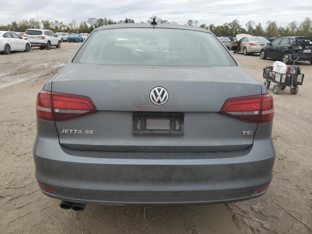 2017 VOLKSWAGEN JETTA SE - Фото 6