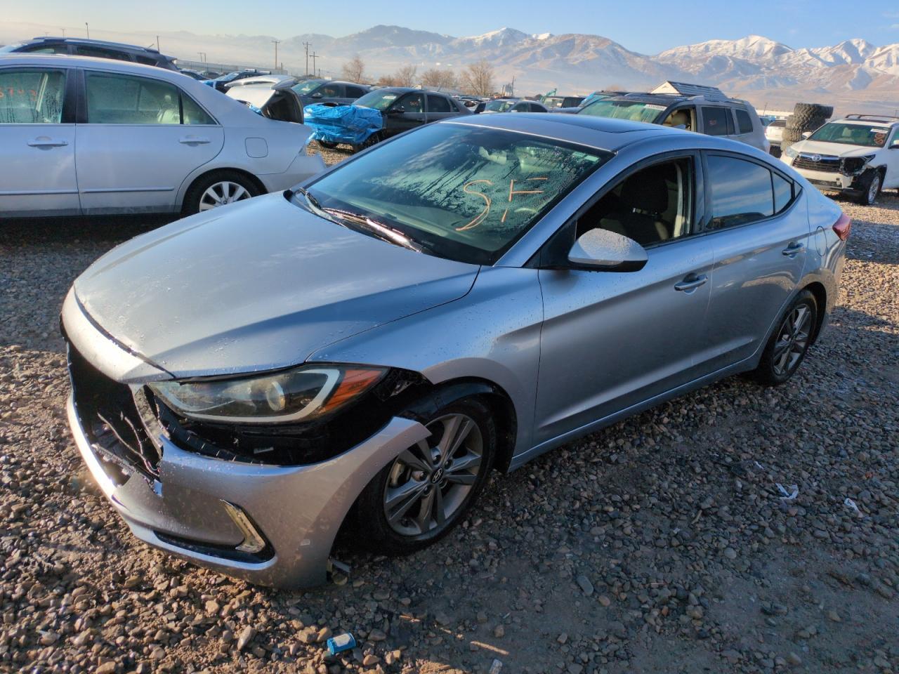 2017 HYUNDAI ELANTRA SE