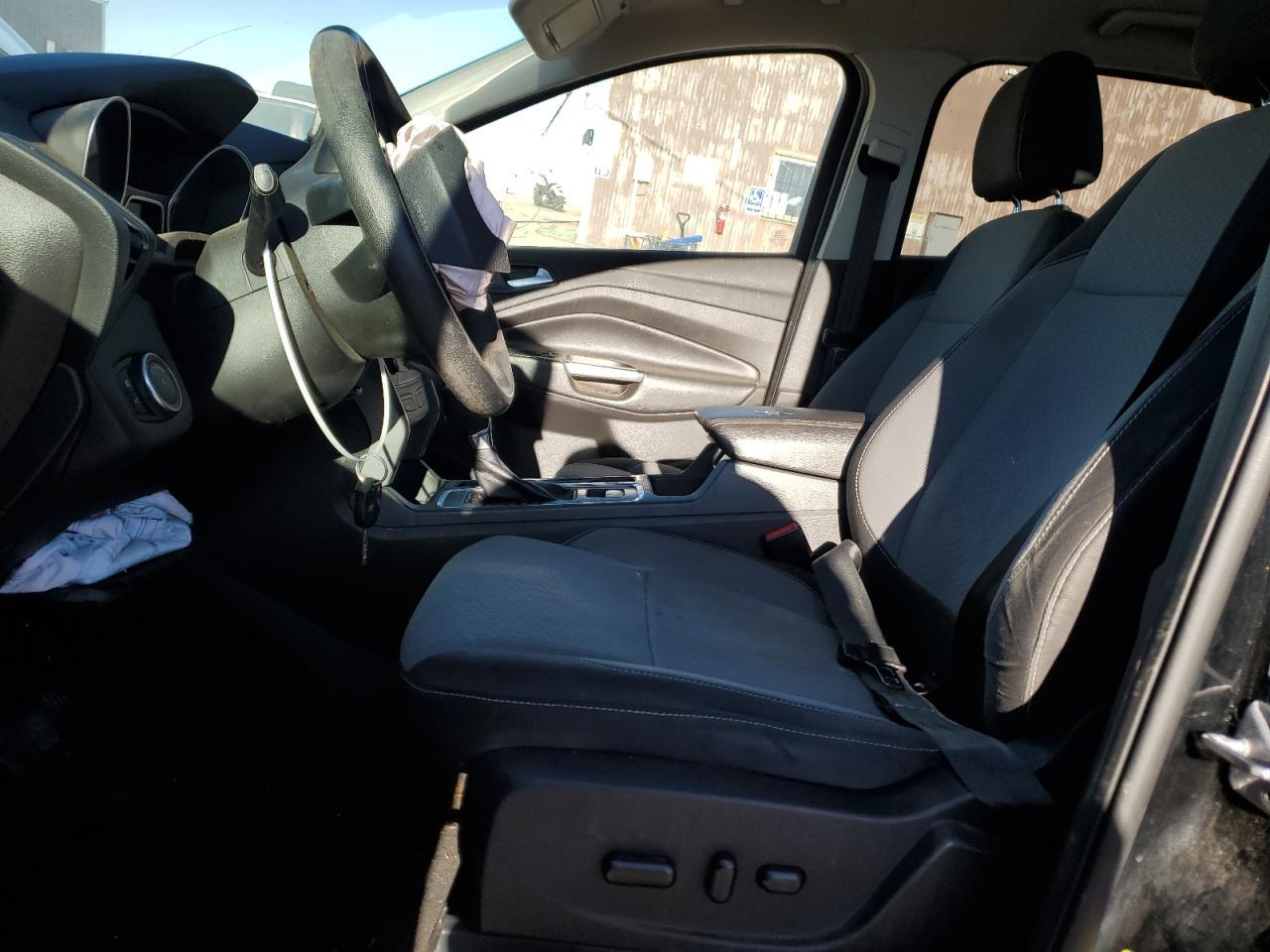 2017 FORD ESCAPE SE - Image 7