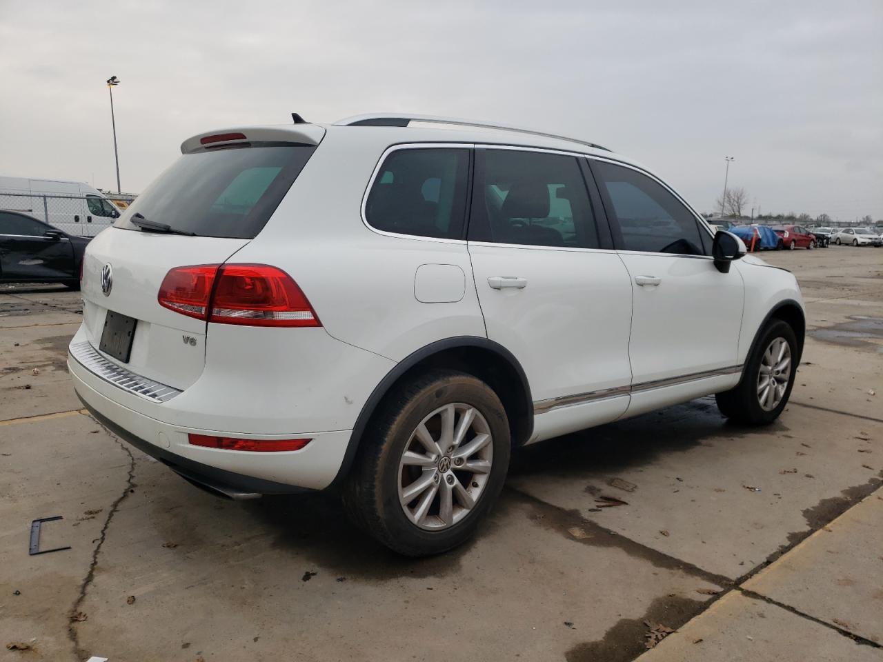 2014 VOLKSWAGEN TOUAREG V6 - Фото 3