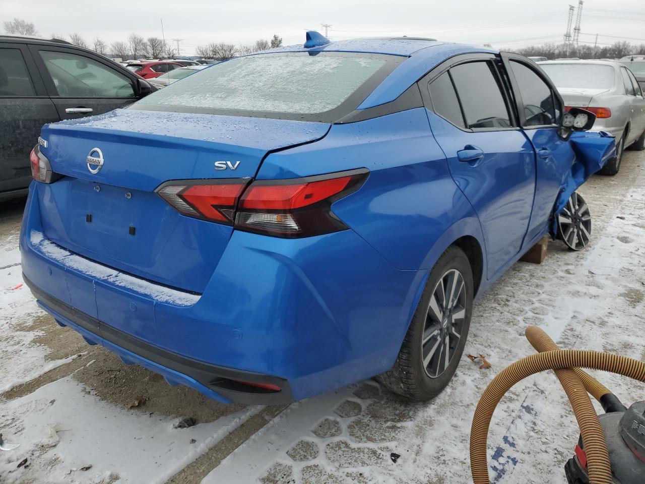 2021 NISSAN VERSA SV - Image 3