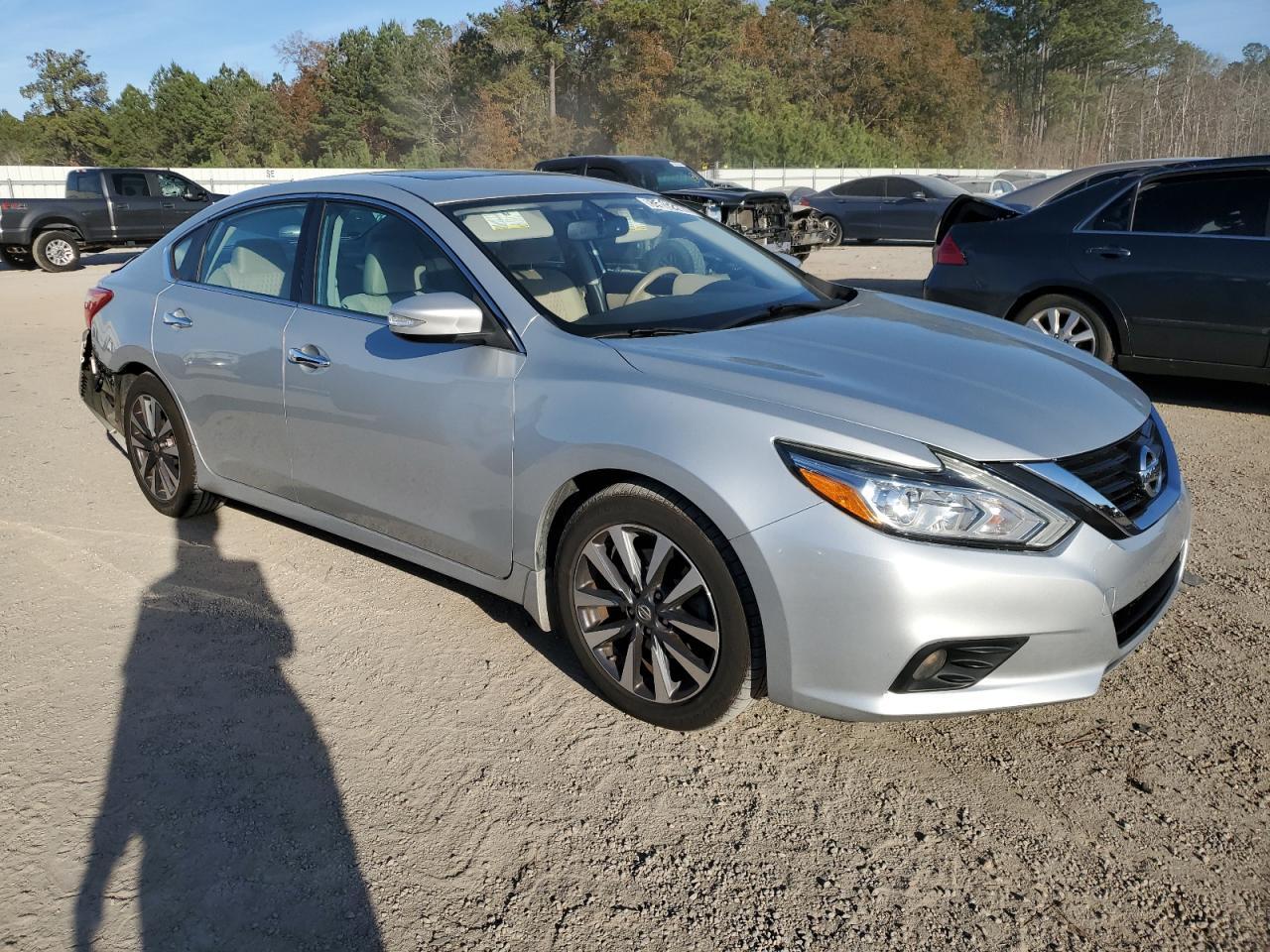 2017 NISSAN ALTIMA 2.5 - Image 4