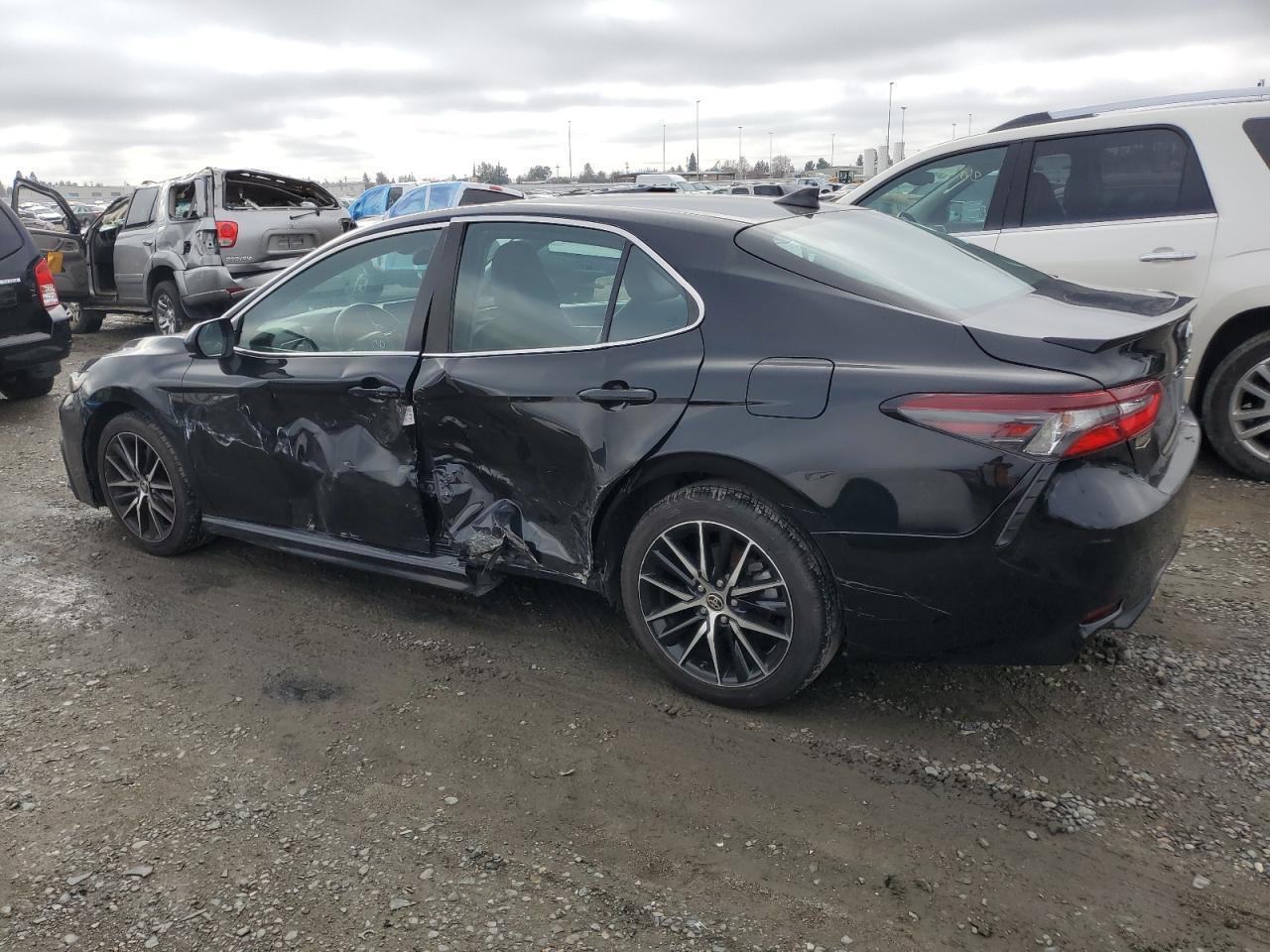 2021 TOYOTA CAMRY SE - Image 2