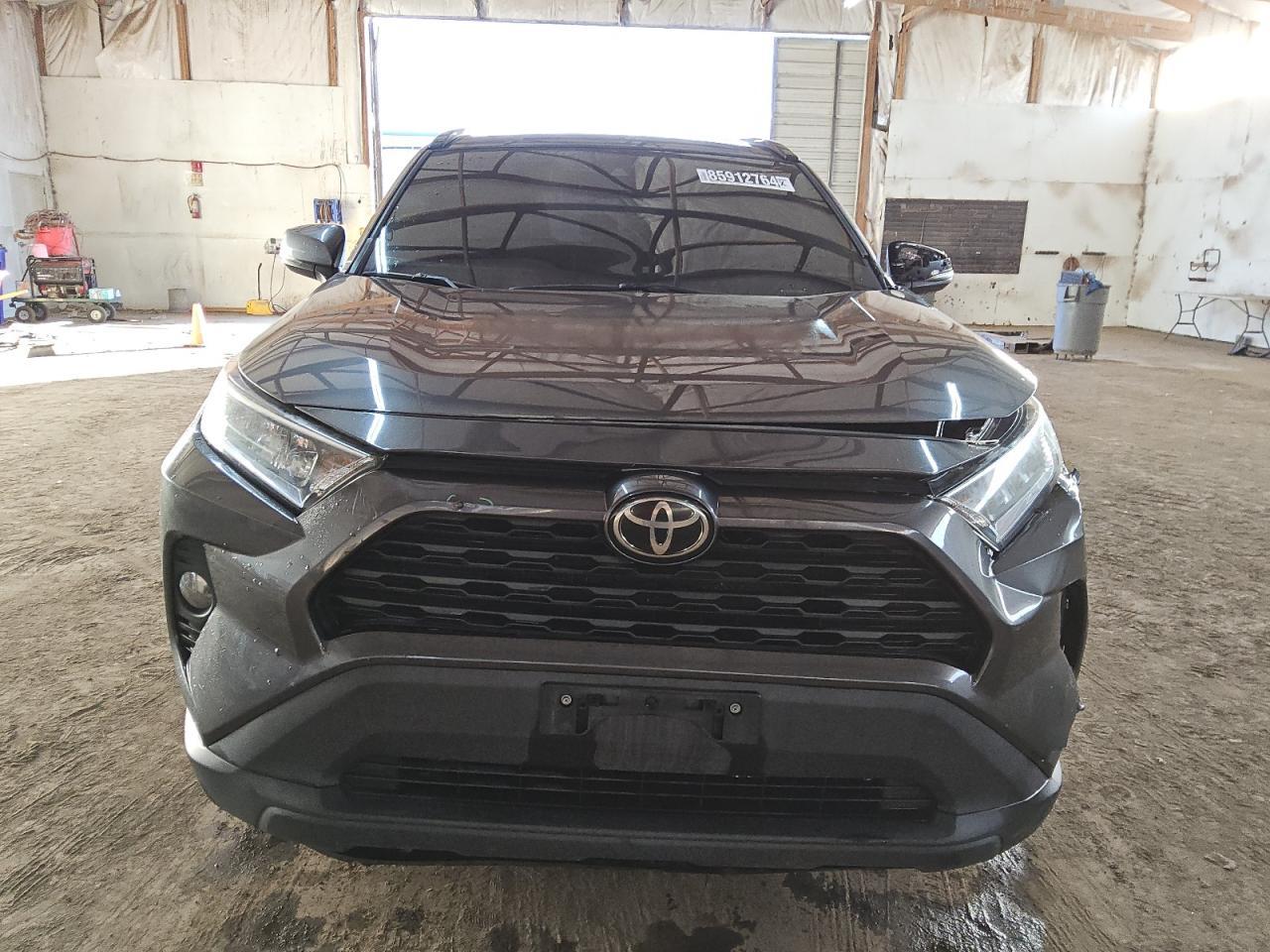 2020 TOYOTA RAV4 XLE - Image 5
