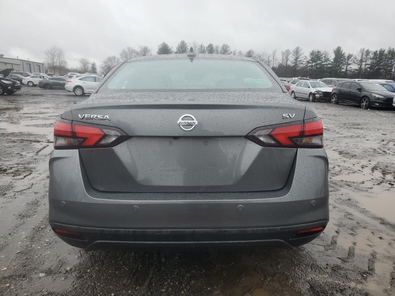 2021 NISSAN VERSA SV - Фото 6