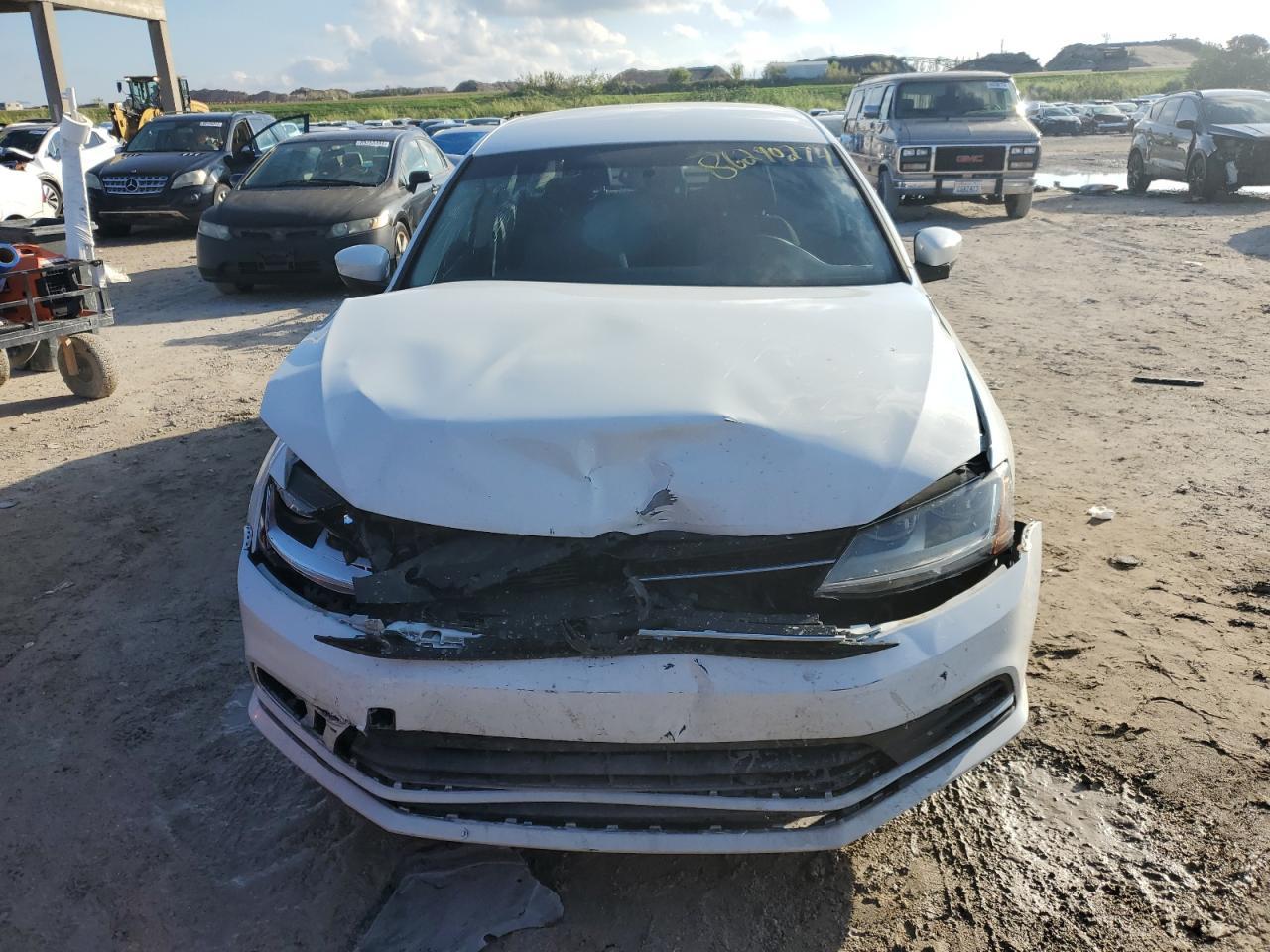 2017 VOLKSWAGEN JETTA S - Image 5