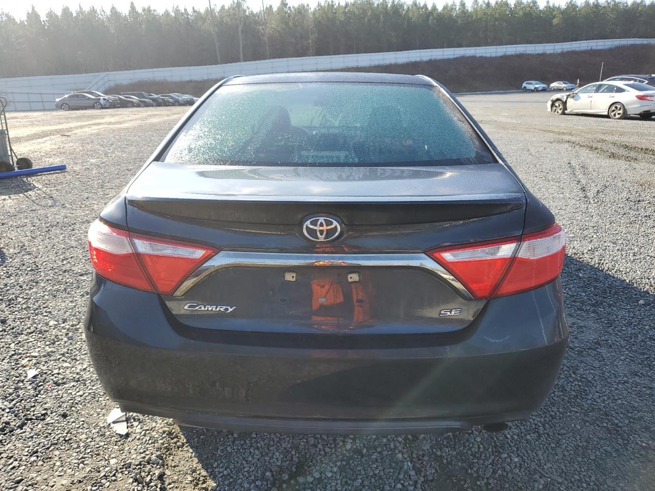 2016 TOYOTA CAMRY LE - Фото 6