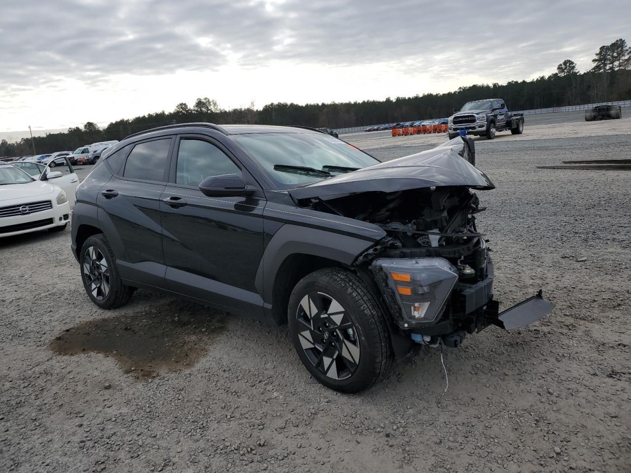 2024 HYUNDAI KONA SEL - Фото 4