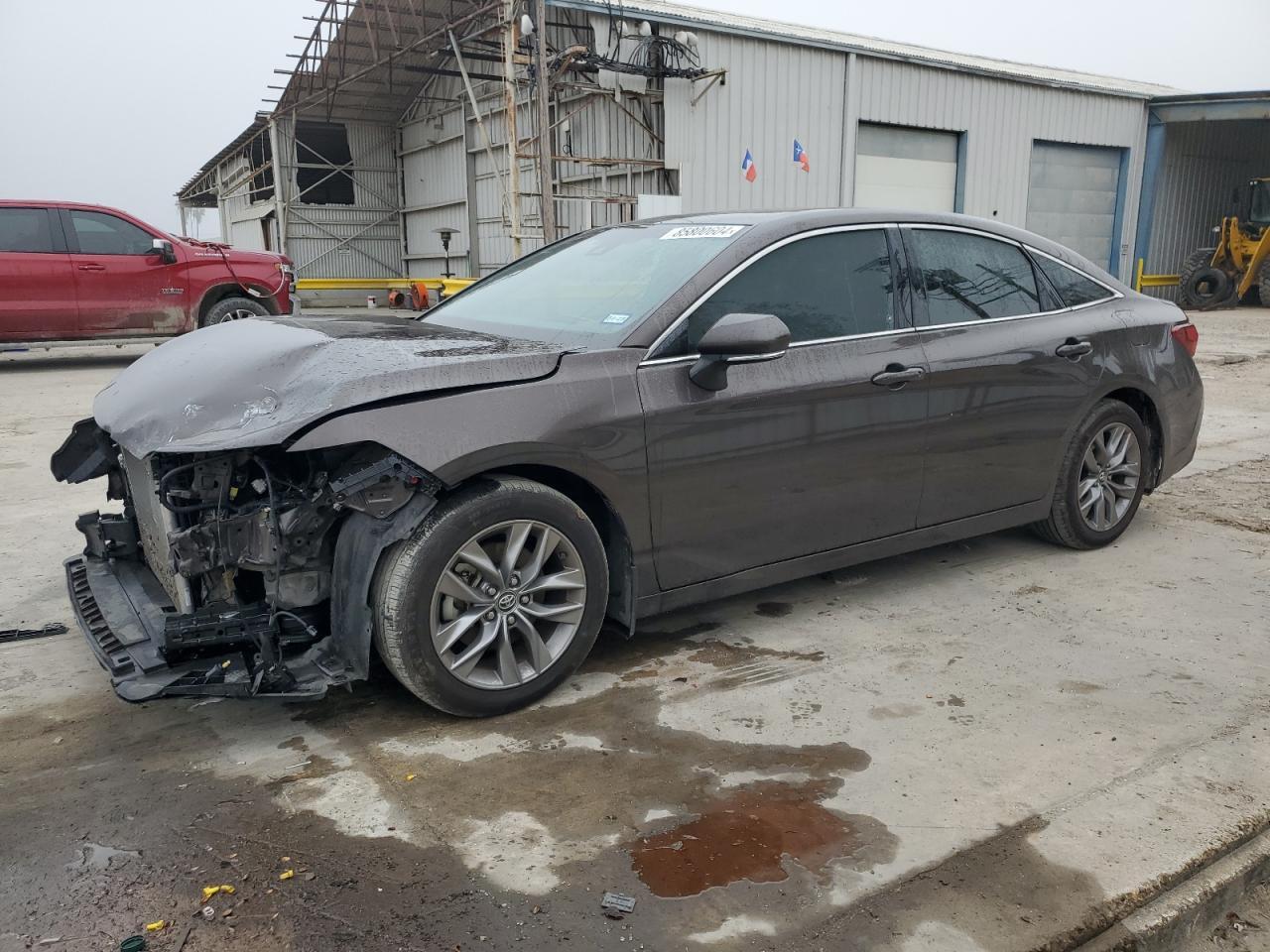 2019 TOYOTA AVALON XLE