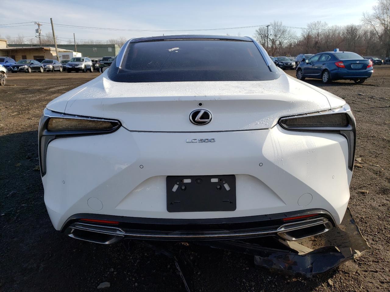 2018 LEXUS LC 500 - Image 6
