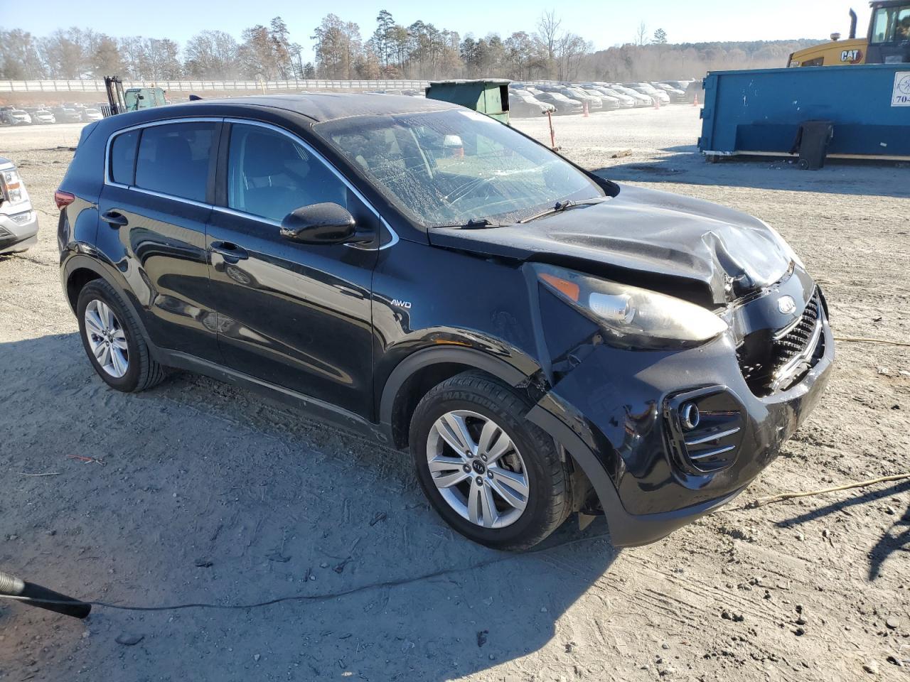 2017 KIA SPORTAGE L - Image 4