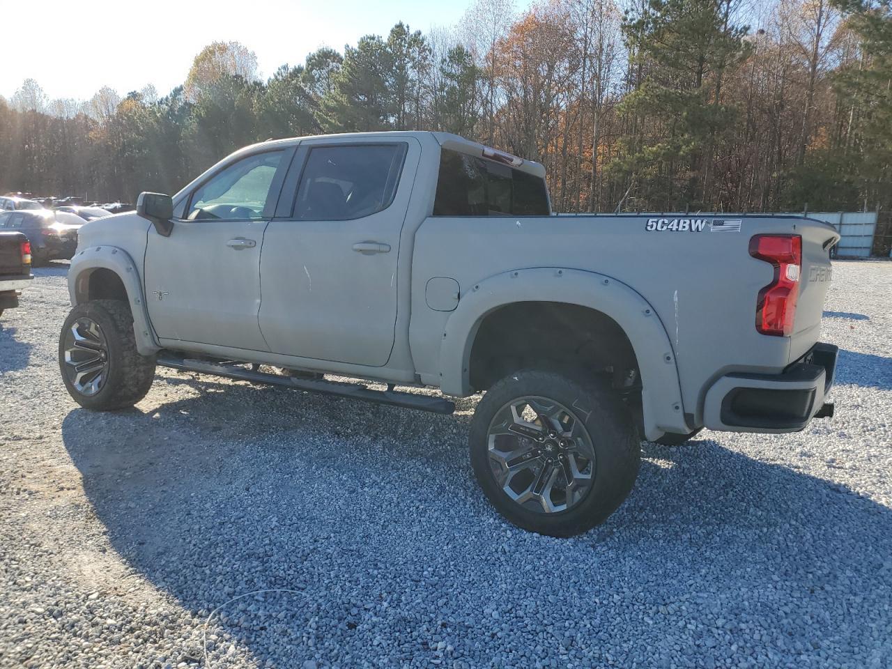 2021 CHEVROLET SILVERADO - Фото 2