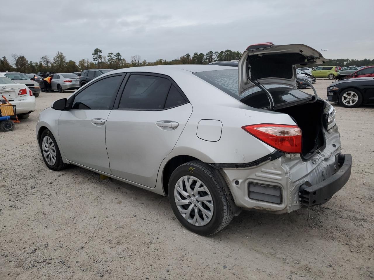 2019 TOYOTA COROLLA L - Image 2