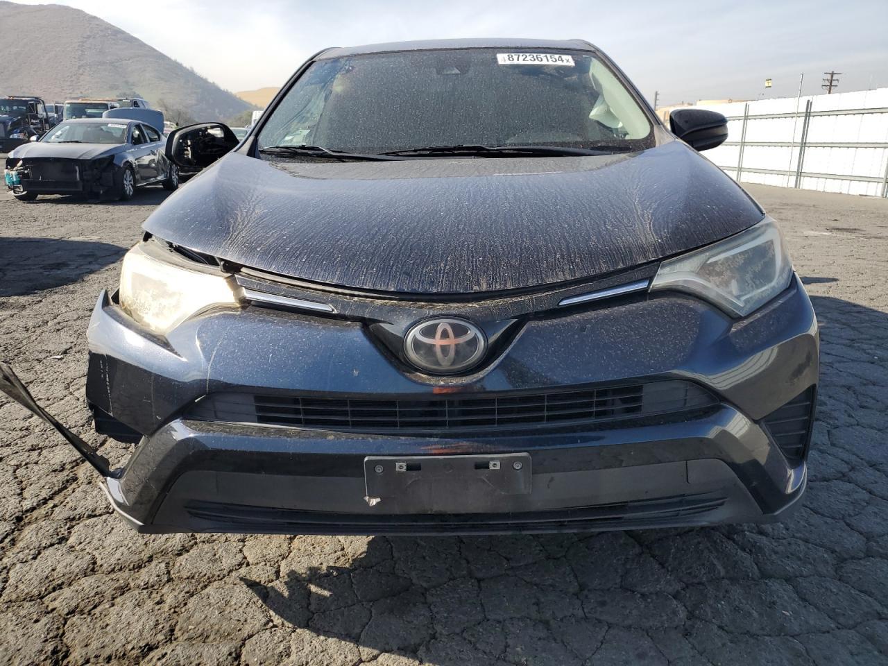 2017 TOYOTA RAV4 LE - Image 5