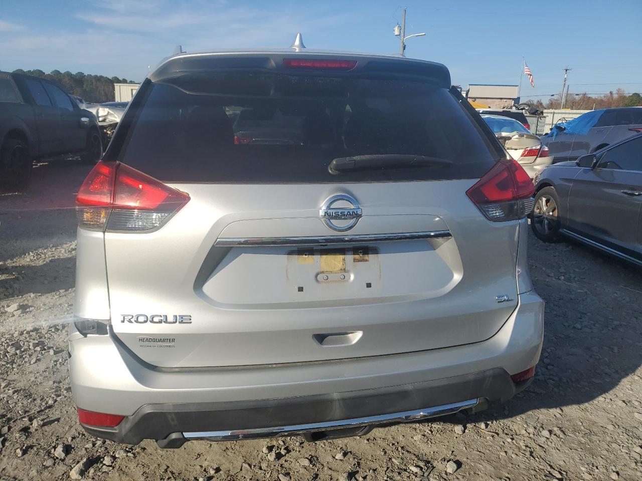 2018 NISSAN ROGUE S - Image 6