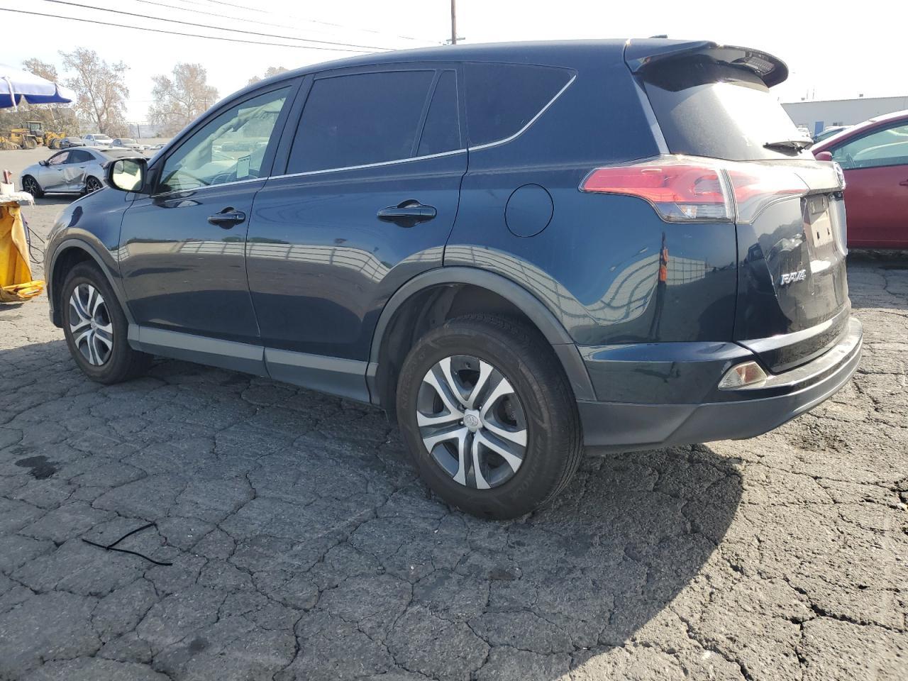 2017 TOYOTA RAV4 LE - Image 2