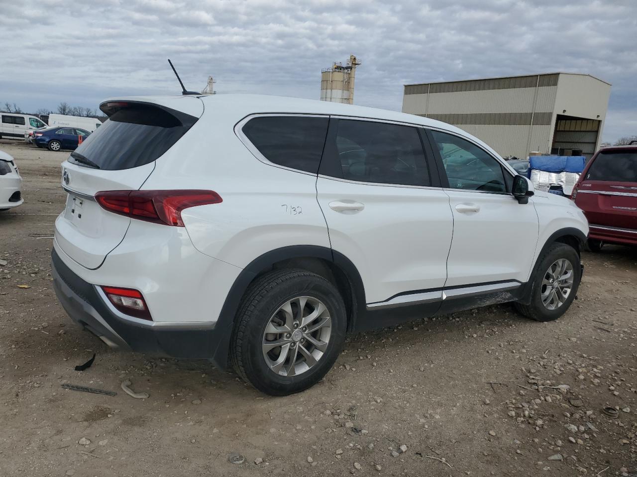 2020 HYUNDAI SANTA FE S - Фото 3