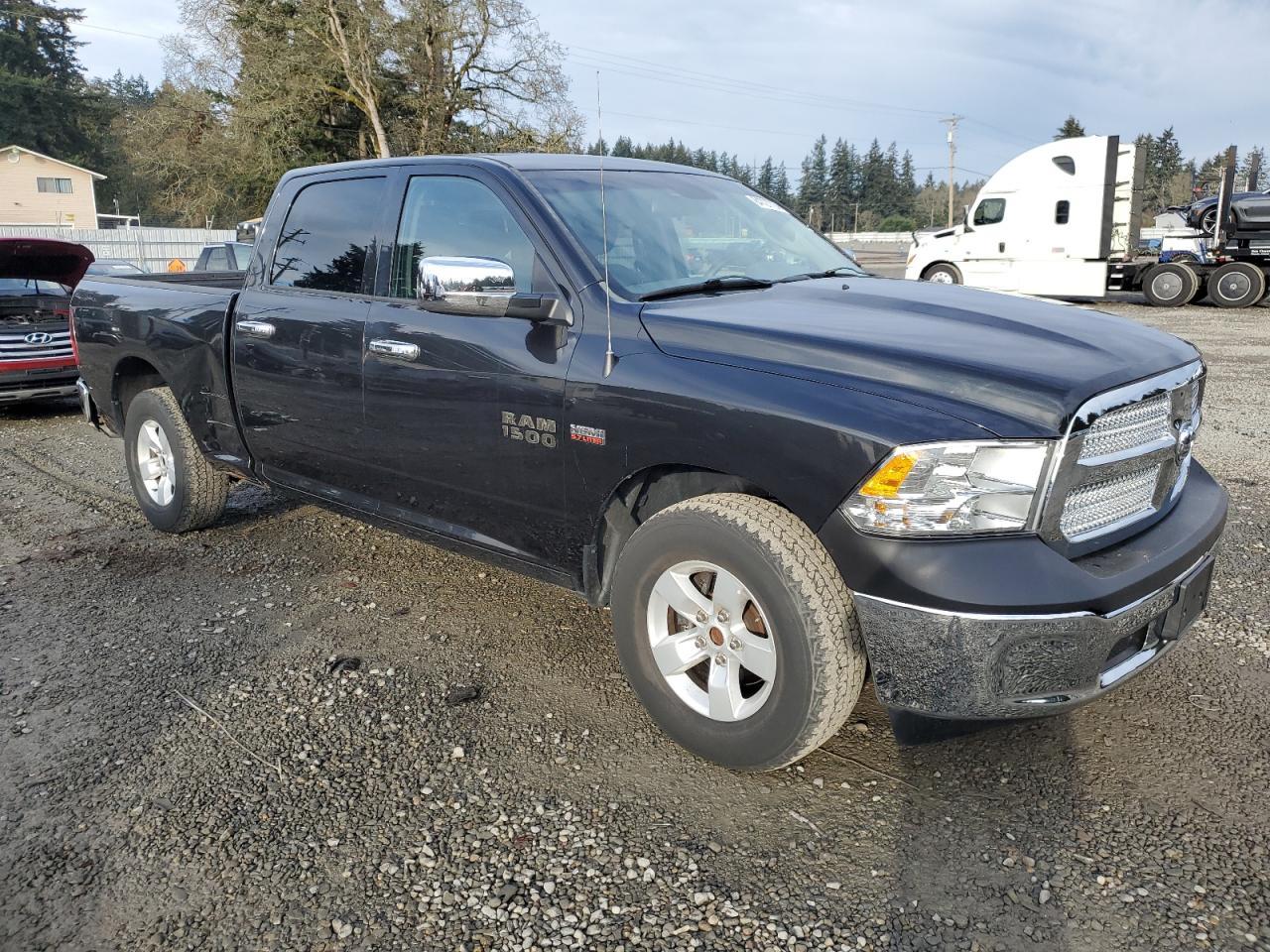 2015 RAM 1500 ST - Image 4