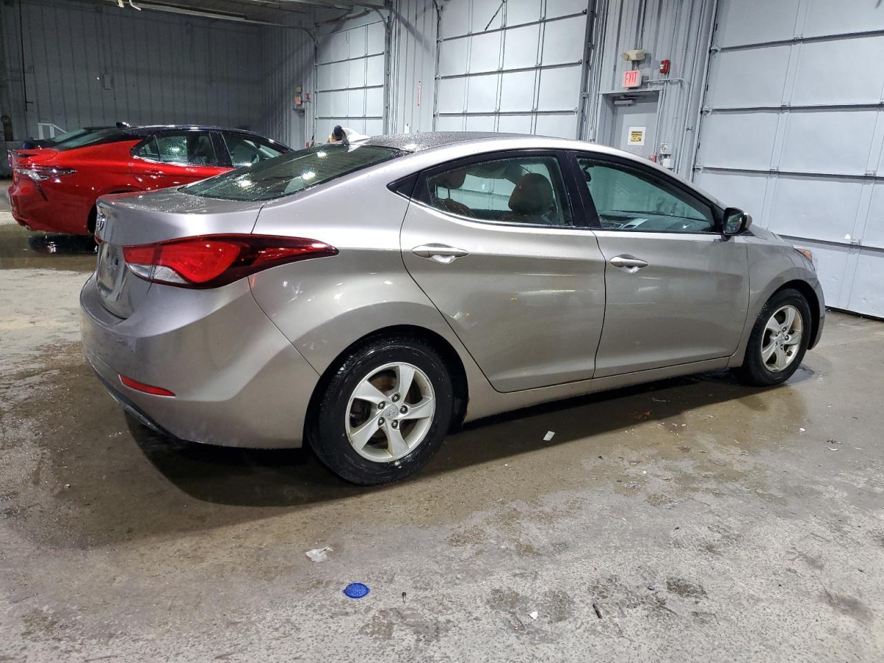 2015 HYUNDAI ELANTRA SE - Фото 3